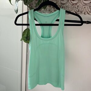 Lululemon Swifty Crop Tank 😍